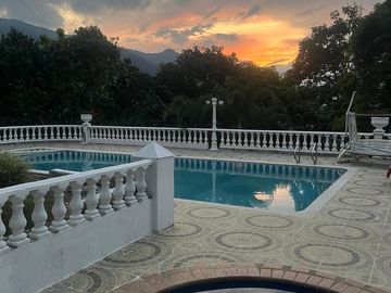 VENTA DE FINCA DE RECREO  EN BARBOSA ANTIOQUIA COLOMBIA.