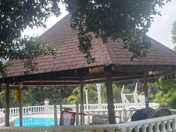 VENTA DE FINCA DE RECREO  EN BARBOSA ANTIOQUIA COLOMBIA.