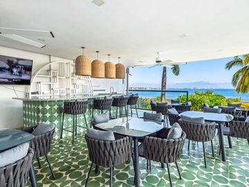 PENTHOUSE FRENTE AL MAR EN VENTA ESPECTACULAR VISTA AL MAR