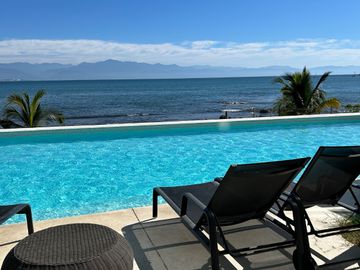 PENTHOUSE FRENTE AL MAR EN VENTA ESPECTACULAR VISTA AL MAR