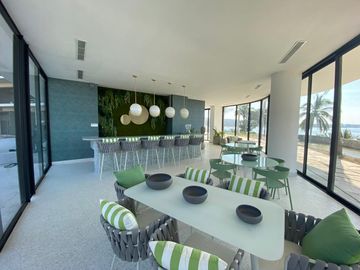 PENTHOUSE FRENTE AL MAR EN VENTA ESPECTACULAR VISTA AL MAR