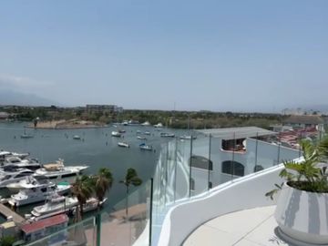 DEPARTAMENTO DE LUJO FRENTE A LA MARINA DE NUEVO VALLARTA