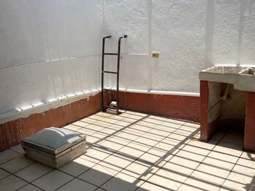 CASA EN VENTA EN COL. RESIDENCIAL PLUTARCO ELIAS CALLES