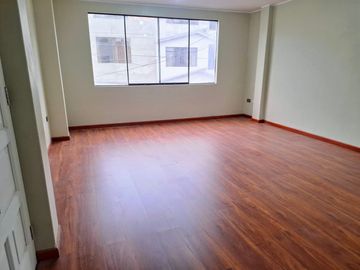 SE VENDE DEPARTAMENTO 3ER PISO CERCA DEL PARQUE SESQUICENTENARIO EN EL CALLAO