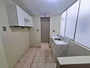 SE VENDE DEPARTAMENTO 3ER PISO CERCA DEL PARQUE SESQUICENTENARIO EN EL CALLAO