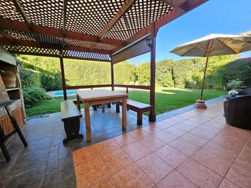 BROKER BOSQUES 5D-4B-3EST-PISCINA- QUINCHO