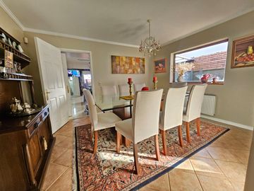 BROKER BOSQUES 5D-4B-3EST-PISCINA- QUINCHO