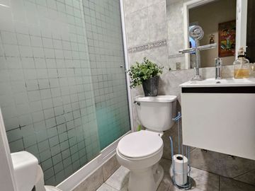 BROKER BOSQUES 5D-4B-3EST-PISCINA- QUINCHO