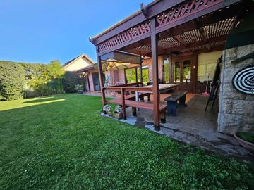 BROKER BOSQUES 5D-4B-3EST-PISCINA- QUINCHO