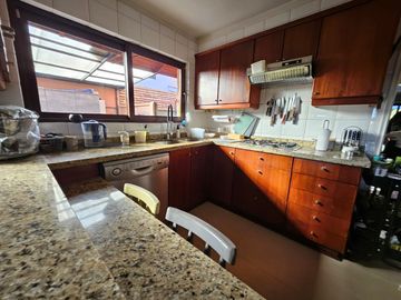 BROKER BOSQUES 5D-4B-3EST-PISCINA- QUINCHO