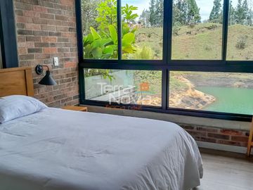 Finca en unidad cerrada en venta El Peñol