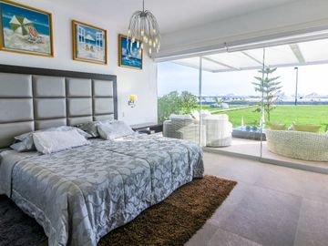 Casas De Playa en Condominio en Asia