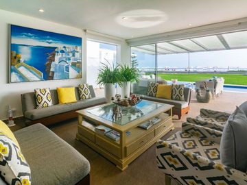 Casas De Playa en Condominio en Asia