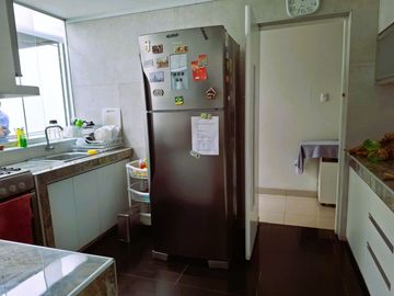 Vendo linda casa en Matellini, 4 hab. 164 m2