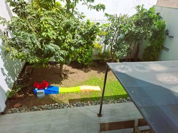 Vendo linda casa en Matellini, 4 hab. 164 m2