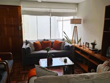 Vendo linda casa en Matellini, 4 hab. 164 m2