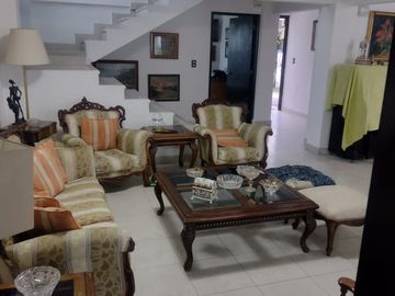 CASA EN FRACC. VERGELES DE OAXTEPEC