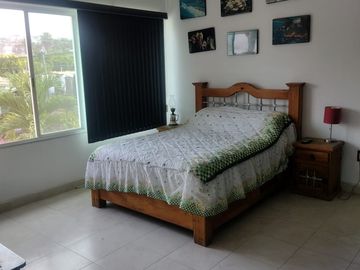 CASA EN FRACC. VERGELES DE OAXTEPEC