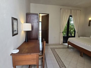 CASONA EN VENTA A 300 METROS DE PASEO MONTEJO MÉRIDA YUCATÁN