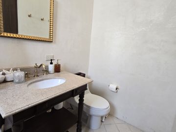 CASONA EN VENTA A 300 METROS DE PASEO MONTEJO MÉRIDA YUCATÁN