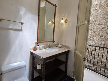 CASONA EN VENTA A 300 METROS DE PASEO MONTEJO MÉRIDA YUCATÁN