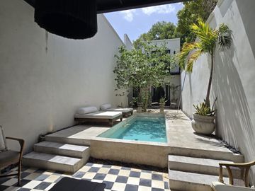 CASONA EN VENTA A 300 METROS DE PASEO MONTEJO MÉRIDA YUCATÁN