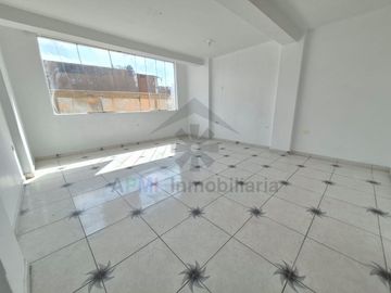 VENTA DE DEPARTAMENTO EN TERCER PISO EN EL CENTRO DE CHICLAYO