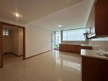 VENTA AMPLIO Y EXCLUSIVO DEPARTAMENTO con Vista y Terraza Privada 1er Piso📍 Sector  Bellavista