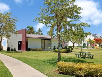 CASA EN VENTA DE 3 RECAMARAS EN REAL DEL CARMEN ZONA REAL ZAPOPAN