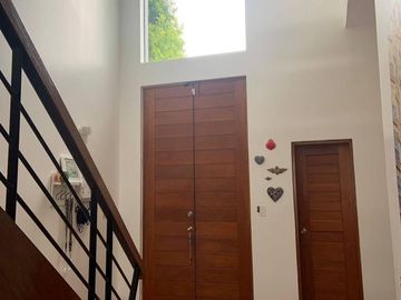 Venta de linda casa en condominio en La Encantada de Villa