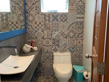 Venta de linda casa en condominio en La Encantada de Villa