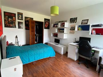 Venta de linda casa en condominio en La Encantada de Villa