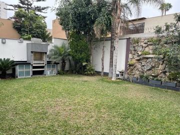 CASA REMODELADA EN LA AURORA