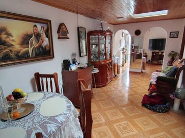 Venta Casa Esquinera sector Versalles Dosquebradas