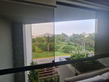 SE ALQUILA DEPARTAMENTO SIN AMOBLAR FRENTE A PARQUE EN CHACARILLA, SANTIAGO DE SURCO