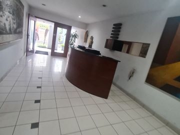 SE ALQUILA DEPARTAMENTO SIN AMOBLAR FRENTE A PARQUE EN CHACARILLA, SANTIAGO DE SURCO