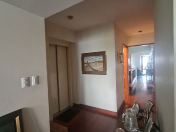 SE ALQUILA DEPARTAMENTO SIN AMOBLAR FRENTE A PARQUE EN CHACARILLA, SANTIAGO DE SURCO