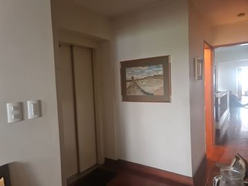 SE ALQUILA DEPARTAMENTO SIN AMOBLAR FRENTE A PARQUE EN CHACARILLA, SANTIAGO DE SURCO