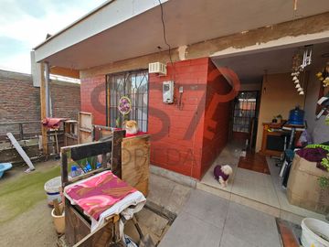 Casa Con Amplio Terreno en Comuna El Bosque