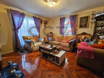 Casa Con Amplio Terreno en Comuna El Bosque