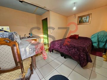 Casa Con Amplio Terreno en Comuna El Bosque