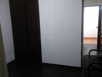 ALQUILER MINIDEPARTAMENTO PRIMER PISO VISTA INTERNA. MONTERRICO