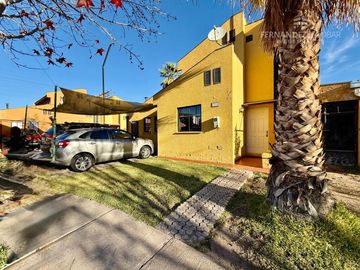 LOS ANDES - VENDE CASA DOS PISOS 3D 2B 2E - COND. TRASANDINO