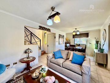 LOS ANDES - VENDE CASA DOS PISOS 3D 2B 2E - COND. TRASANDINO