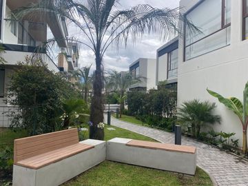 Departamento por Estrenar de Renta en Tumbaco Sector Intervalles , Pb, Jardín, vista al Ilaló.