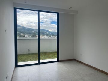 Departamento por Estrenar de Renta en Tumbaco Sector Intervalles , Pb, Jardín, vista al Ilaló.