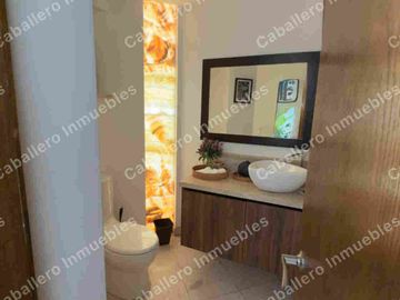 CASA EN VENTA SOLARES, Coto 5