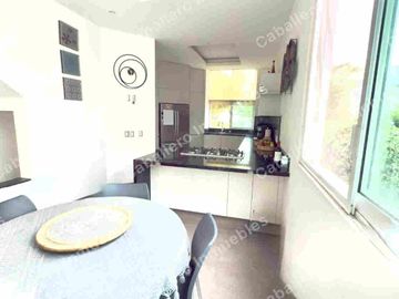 CASA EN VENTA SOLARES, Coto 5