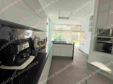 CASA EN VENTA SOLARES, Coto 5