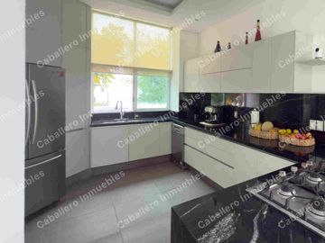 CASA EN VENTA SOLARES, Coto 5